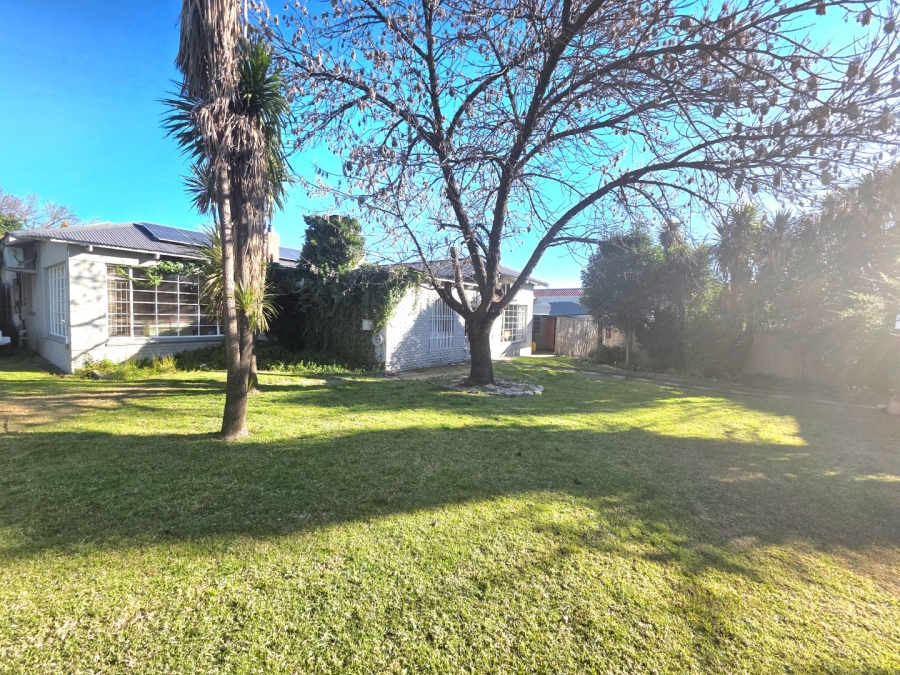 5 Bedroom Property for Sale in Jordania Free State